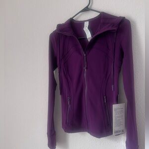 Dramatic magenta nulu define jacket